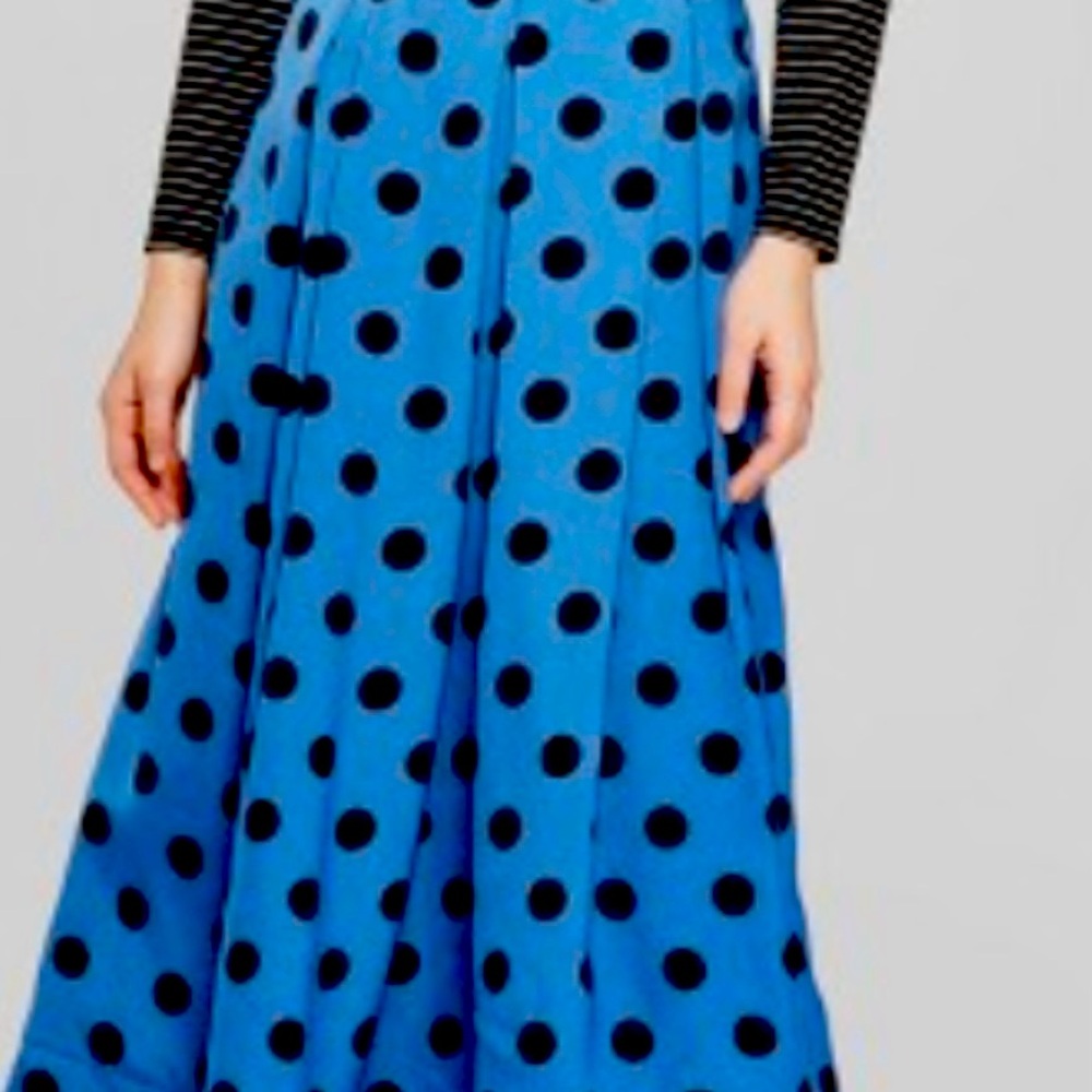 A great polka dot skirt